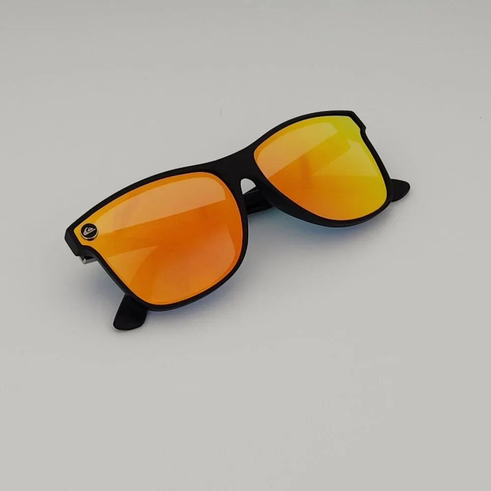 Quiksilver Round Flat Lens Sunglasses Matte Black Frame Orange Mirror Lens Q30